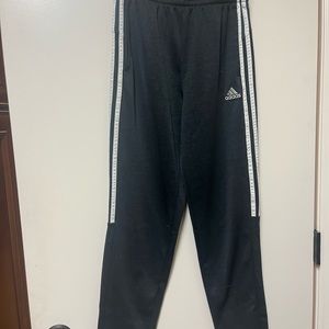 Adidas boys jogger